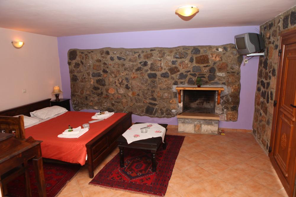 Pasithea Mountain Chalet Φενεός Δωμάτιο φωτογραφία